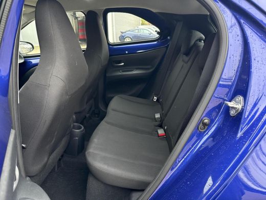 Toyota Aygo X 1.0 VVT-i MT Play **ADAPTIEF CRUISE CONTROL/ APPLE CARPLAY/ 36 MAANDEN GARANTIE** ActivLease financial lease