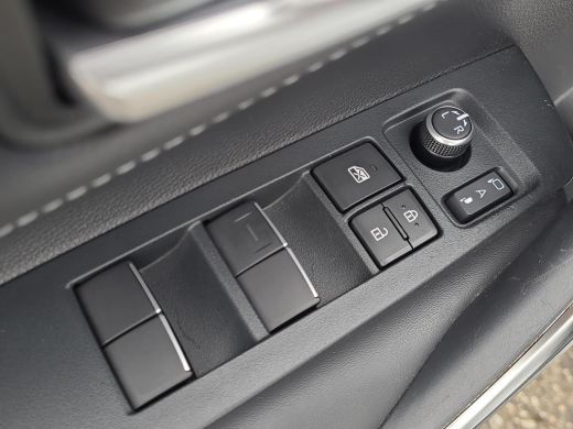 Toyota Corolla Touring Sports 2.0 High Power Hybrid First Edition Toyota Corolla Touring Sports Hybrid 200 Business Plus Model ... ActivLease financial lease