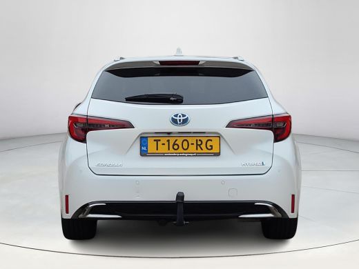Toyota Corolla Touring Sports 2.0 High Power Hybrid First Edition Toyota Corolla Touring Sports Hybrid 200 Business Plus Model ... ActivLease financial lease