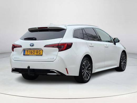 Toyota Corolla Touring Sports 2.0 High Power Hybrid First Edition Toyota Corolla Touring Sports Hybrid 200 Business Plus Model ... ActivLease financial lease