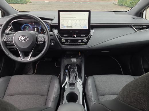 Toyota Corolla Touring Sports 2.0 High Power Hybrid First Edition Toyota Corolla Touring Sports Hybrid 200 Business Plus Model ... ActivLease financial lease