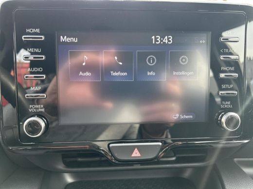 Toyota Yaris 1.5 Hybrid Dynamic | 06-10141018 Voor meer informatie ActivLease financial lease