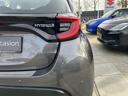 Toyota Yaris 1.5 Hybrid Dynamic | 06-10141018 Voor meer informatie ActivLease financial lease
