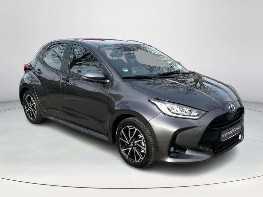 Toyota Yaris 1.5 Hybrid Dynamic | 06-10141018 Voor meer informatie ActivLease financial lease