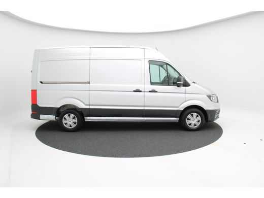 Volkswagen Crafter 35 2.0 TDI L3H3 DC Highline | Camera | Parkeersensoren | Airco | Cruise | Trekhaak | Ergo comfort... ActivLease financial lease