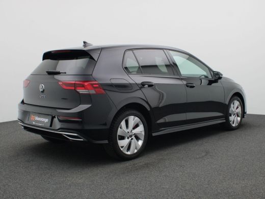 Volkswagen Golf 1.4 eHybrid GTE 245PK DSG full led, adaptive cruise, stuur-stoelverwarming, keyless, navigatie, 1... ActivLease financial lease