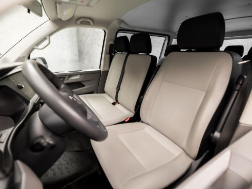 Volkswagen Transporter Kombi 2.0 TDI L1H1 (9 PERSOONS, LEDER, APPLE CARPLAY, GROOT NAVI, NIEUWE APK, ELEK RAMEN, CRUISE, TREKH... ActivLease financial lease