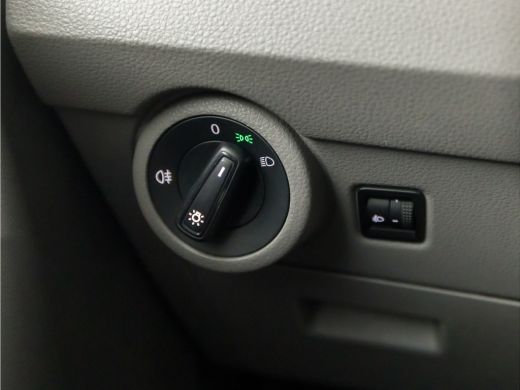 Volkswagen Transporter Kombi 2.0 TDI L1H1 (9 PERSOONS, LEDER, APPLE CARPLAY, GROOT NAVI, NIEUWE APK, ELEK RAMEN, CRUISE, TREKH... ActivLease financial lease