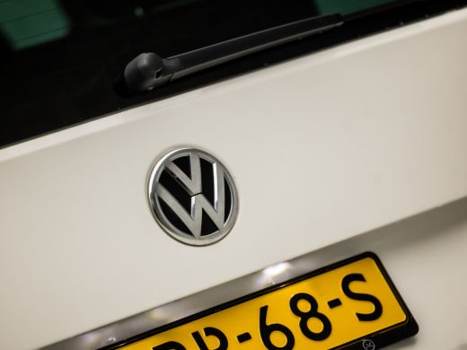 Volkswagen Transporter Kombi 2.0 TDI L1H1 (9 PERSOONS, LEDER, APPLE CARPLAY, GROOT NAVI, NIEUWE APK, ELEK RAMEN, CRUISE, TREKH... ActivLease financial lease