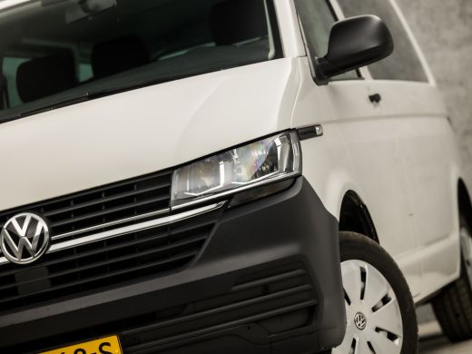 Volkswagen Transporter Kombi 2.0 TDI L1H1 (9 PERSOONS, LEDER, APPLE CARPLAY, GROOT NAVI, NIEUWE APK, ELEK RAMEN, CRUISE, TREKH... ActivLease financial lease