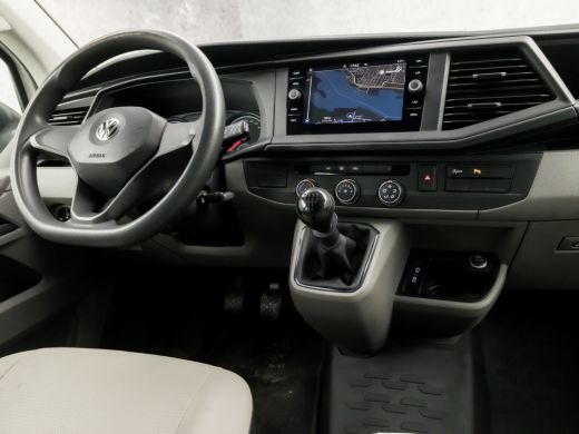 Volkswagen Transporter Kombi 2.0 TDI L1H1 (9 PERSOONS, LEDER, APPLE CARPLAY, GROOT NAVI, NIEUWE APK, ELEK RAMEN, CRUISE, TREKH... ActivLease financial lease