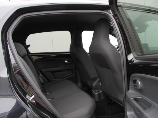 Volkswagen up! Active 5drs. Clima | Cruise | Camera | Vol! ActivLease financial lease