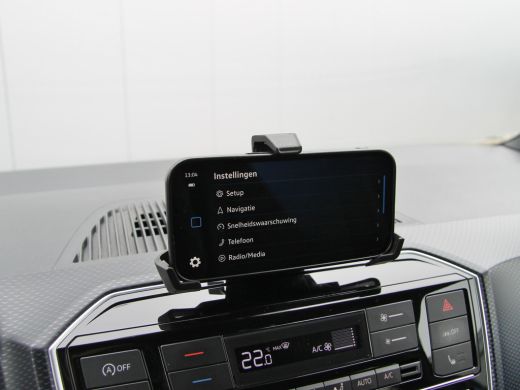 Volkswagen up! Active 5drs. Clima | Cruise | Camera | Vol! ActivLease financial lease