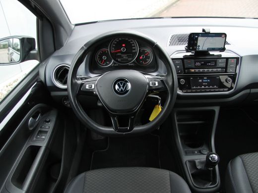 Volkswagen up! Active 5drs. Clima | Cruise | Camera | Vol! ActivLease financial lease