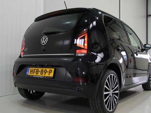 Volkswagen up! Active 5drs. Clima | Cruise | Camera | Vol! ActivLease financial lease