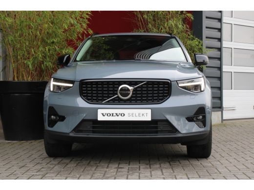 Volvo  XC40 Volvo 1.5 T4 Plug-in hybrid Plus Dark | MY23! | Camera | Adaptive Cruise | Dodehoeksensoren | Stu... ActivLease financial lease