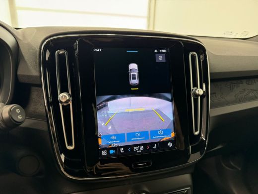 Volvo  XC40 Recharge Core 70 kWh | Climate Pack | Getint glas | Camera | Stoel/stuur verw. | Acteruitrijcam. ... ActivLease financial lease