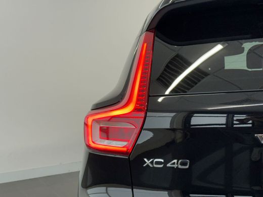Volvo  XC40 Recharge Core 70 kWh | Climate Pack | Getint glas | Camera | Stoel/stuur verw. | Acteruitrijcam. ... ActivLease financial lease