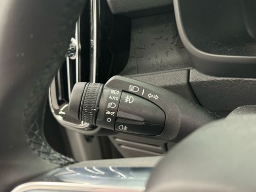 Volvo  XC40 Volvo Single Motor Extended Range Plus 82 kWh | Achteruitrijcamera | Apple Carplay/Android Auto|t... ActivLease financial lease