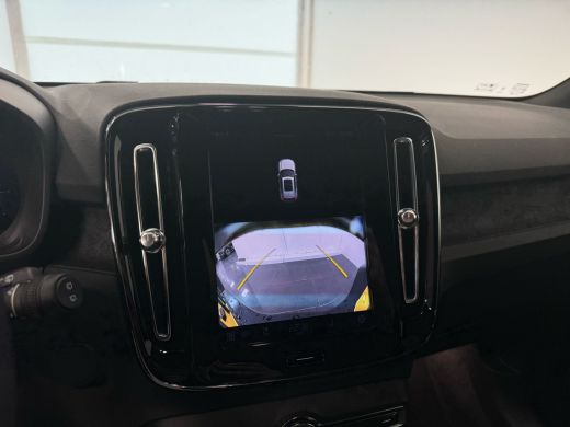 Volvo  XC40 Volvo Single Motor Extended Range Plus 82 kWh | Achteruitrijcamera | Apple Carplay/Android Auto|t... ActivLease financial lease