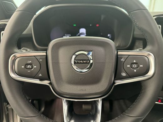 Volvo  XC40 Volvo Single Motor Extended Range Plus 82 kWh | Achteruitrijcamera | Apple Carplay/Android Auto|t... ActivLease financial lease