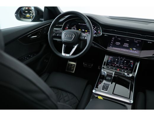 Audi Q8 60 TFSI e quattro Pro Line S Competition | Valcona | Panoramadak | Carbon | HUD | Trekhaak | Pano... ActivLease financial lease