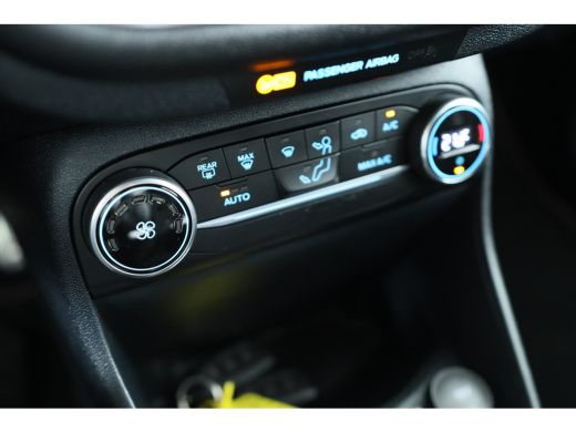 Ford Fiesta 1.0 EcoBoost ST-Line | Climate control | Navi by App | Cruise control | Lichtmetaal | Dealer onde... ActivLease financial lease