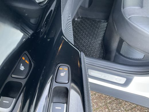 Kia Niro 1.6 GDi PHEV DynamicLine Carplay Stoel.Stuurverw. Nav/Cam Plug in ActivLease financial lease