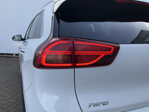 Kia Niro 1.6 GDi PHEV DynamicLine Carplay Stoel.Stuurverw. Nav/Cam Plug in ActivLease financial lease