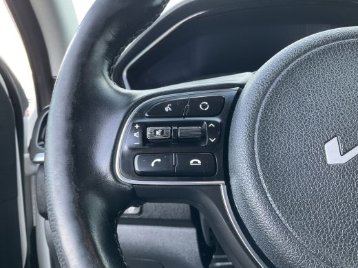 Kia Niro 1.6 GDi PHEV DynamicLine Carplay Stoel.Stuurverw. Nav/Cam Plug in ActivLease financial lease