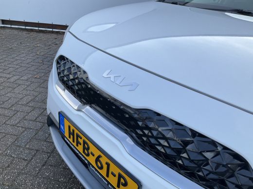 Kia Niro 1.6 GDi PHEV DynamicLine Carplay Stoel.Stuurverw. Nav/Cam Plug in ActivLease financial lease