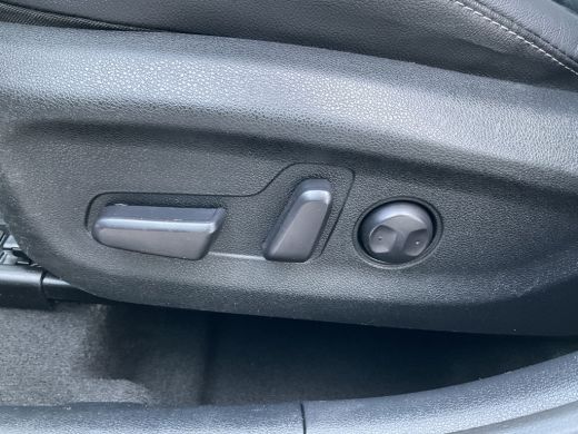 Kia Niro 1.6 GDi PHEV DynamicLine Carplay Stoel.Stuurverw. Nav/Cam Plug in ActivLease financial lease