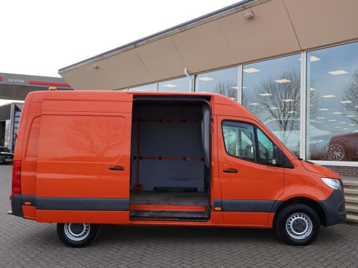 Mercedes Sprinter 316 2.2 CDI 163 PK L2H2 + 3500 KG TREKHAAK | APPLE CARPLAY | STANDKACHEL | CAMERA ActivLease financial lease