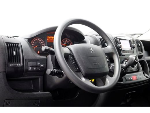 Peugeot Boxer 2.2 BlueHDi 140pk L2H2 Premium Airco/Navi/Camera 01-2022 ActivLease financial lease