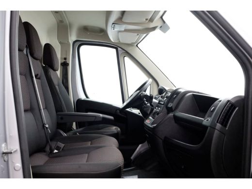 Peugeot Boxer 2.2 BlueHDi 140pk L2H2 Premium Airco/Navi/Camera 01-2022 ActivLease financial lease