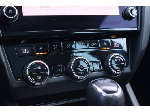 Skoda Octavia Combi 1.0 TSI Greentech Ambition Business | Automaat | Pano | CarPlay | Half Leer ActivLease financial lease