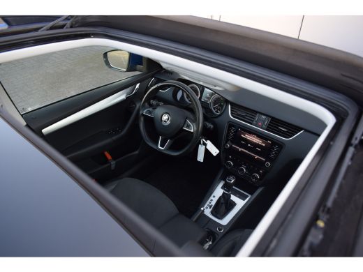 Skoda Octavia Combi 1.0 TSI Greentech Ambition Business | Automaat | Pano | CarPlay | Half Leer ActivLease financial lease