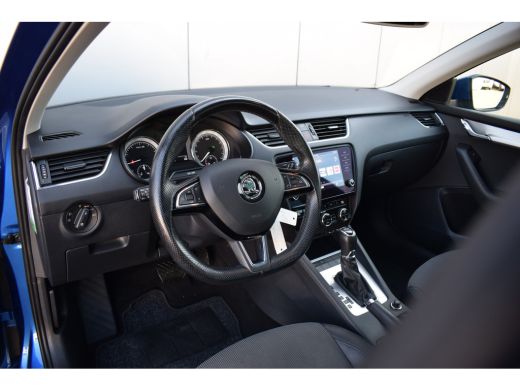 Skoda Octavia Combi 1.0 TSI Greentech Ambition Business | Automaat | Pano | CarPlay | Half Leer ActivLease financial lease