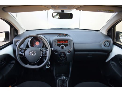 Toyota Aygo 1.0 VVT-i x-fun | Airco | Cruise | Elektrische Ramen ActivLease financial lease