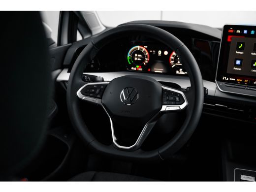 Volkswagen Golf 1.5 eHybrid Life Edition ActivLease financial lease