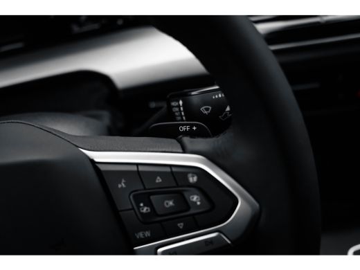 Volkswagen Golf 1.5 eHybrid Life Edition ActivLease financial lease