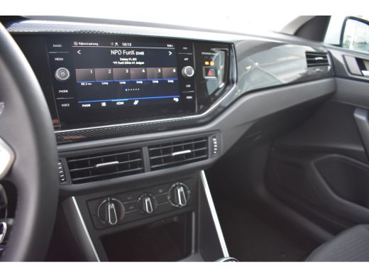 Volkswagen Polo Volkswagen Life Edition Inclusief €2000,- inruilvoordeel | | 'App-Connect' draadloze smartphone i... ActivLease financial lease