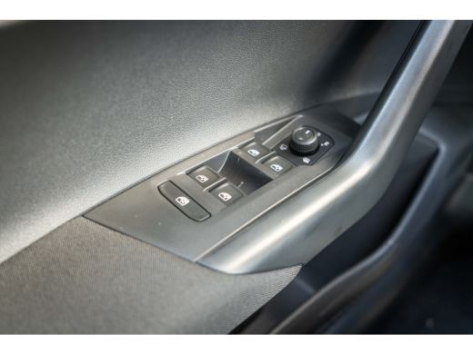 Volkswagen Polo Volkswagen Life Edition | 'App-Connect' draadloze smartphone integratie | Buitenspiegels elektris... ActivLease financial lease