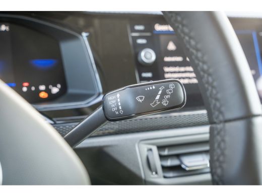 Volkswagen Polo Volkswagen Life Edition | 'App-Connect' draadloze smartphone integratie | Buitenspiegels elektris... ActivLease financial lease