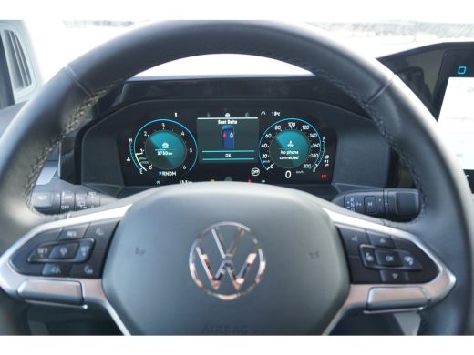 Volkswagen Transporter 2.0 TDI L1H1 28 Bulli 2.0 TDI L1H1 28 Bulli 150 pk Aut., Climatronic, Alarm, Navigatie, LED verli... ActivLease financial lease