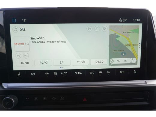Volkswagen Transporter 2.0 TDI L1H1 28 Bulli 2.0 TDI L1H1 28 Bulli 150 pk Aut., Climatronic, Alarm, Navigatie, LED verli... ActivLease financial lease