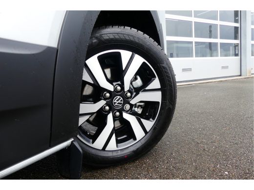 Volkswagen Transporter 2024 | PanAmericana | Automaat 150 pk | Trekhaak | Camera | Navi | Stoelverwarming ActivLease financial lease