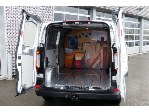 Volkswagen Transporter 2024 | PanAmericana | Automaat 150 pk | Trekhaak | Camera | Navi | Stoelverwarming ActivLease financial lease