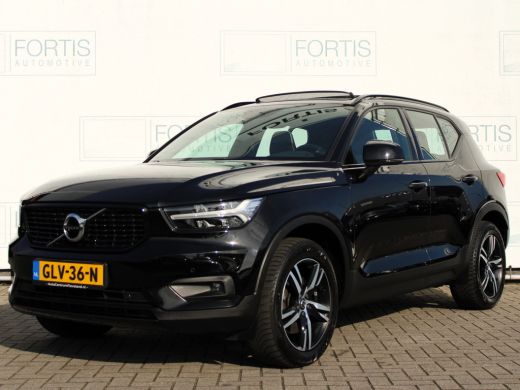 Volvo XC40 2.0 T5 AWD R-Design CAMERA | HARMAN KARDON | PANO | STOELVERW | AFN TREKHAAK | Volvo XC40 2.0 T5 AWD R-Design CAMERA | HARMAN KARDON | PANO | STOELVERW | AFN TREKHAAK |