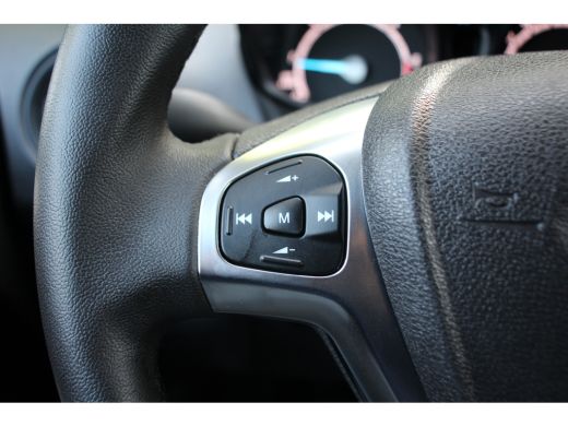 Ford Transit Courier 1.5 TDC I | NL-AUTO! | DEALER OH! | STOELVERWARMING | VERWARMDE VOORRUIT | CLIMA | CRUISE | BLUET... ActivLease financial lease